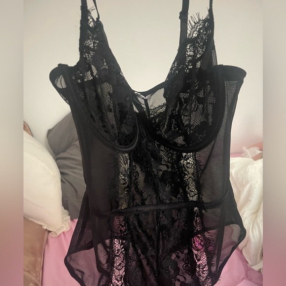 Lace Teddy - Picture 3 of 8